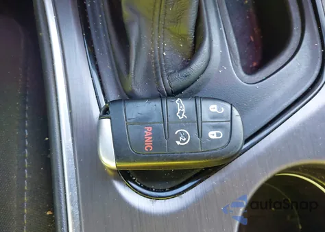 2018 Dodge Challenger R/T из США, поврежденный, VIN 2C3CDZBT4JH154550